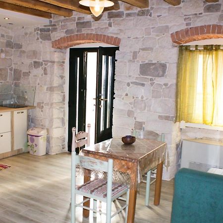 House Kvin Apartment Baska Voda Bagian luar foto