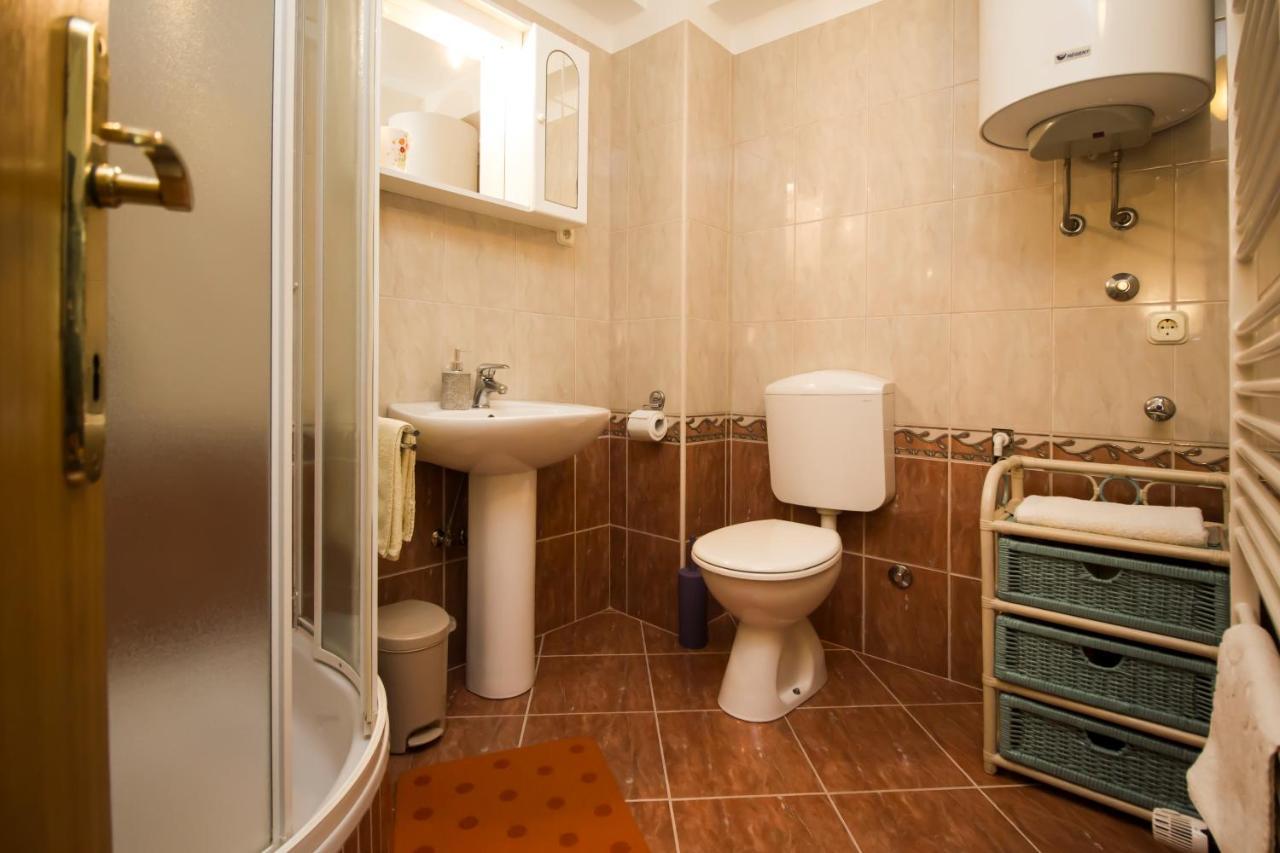 House Kvin Apartment Baska Voda Bagian luar foto