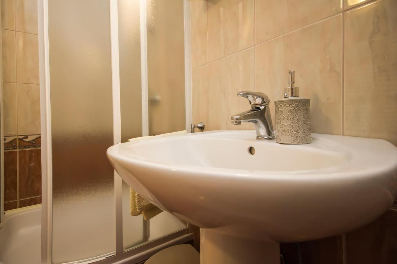 House Kvin Apartment Baska Voda Bagian luar foto